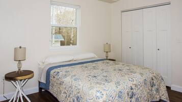 2 quartos, Wi-Fi de cortesia, roupa de cama