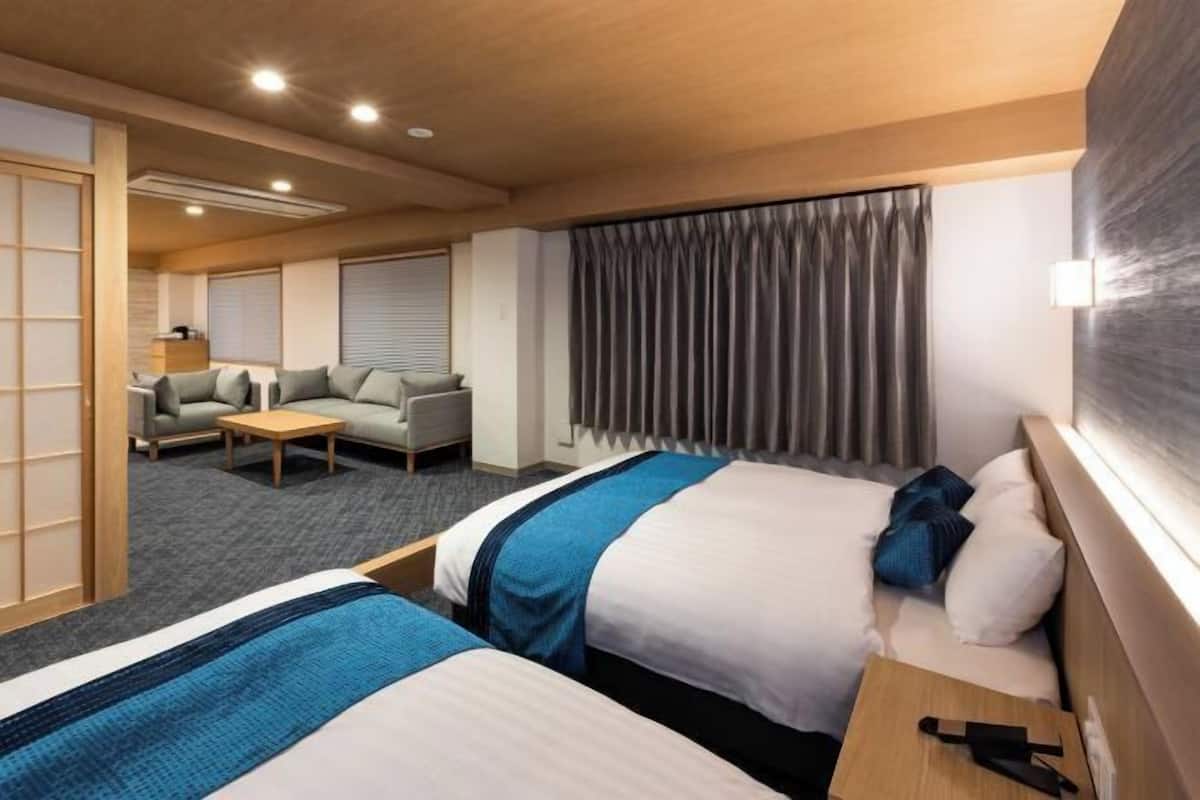 In-room safe, desk, free WiFi, bed sheets