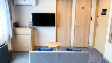 Twin Room, Non Smoking | Room amenity
