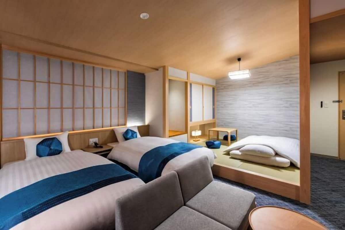 In-room safe, desk, free WiFi, bed sheets