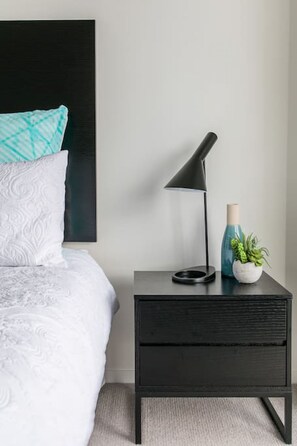 2 bedrooms, desk, iron/ironing board, travel cot