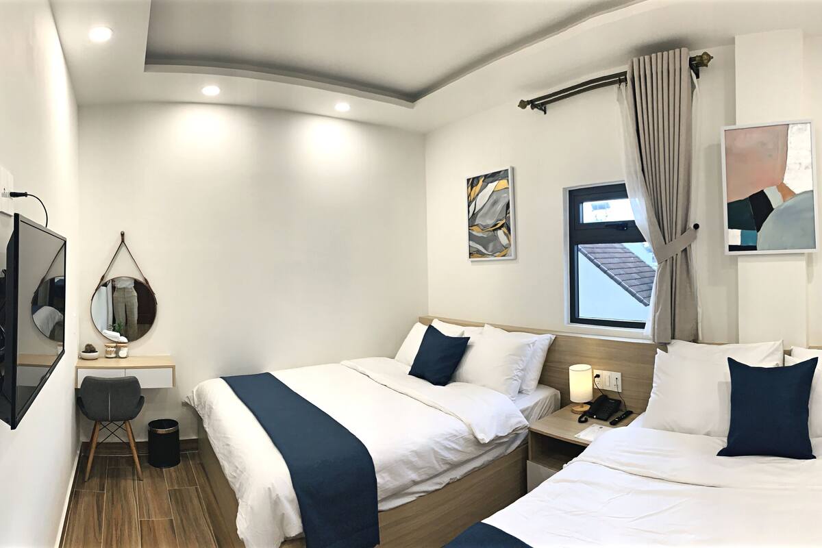 Phòng đôi Economy, không hút thuốc | Minibar, két bảo mật tại phòng, bàn 
