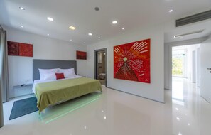 4 Schlafzimmer, Zimmersafe, kostenloses WLAN, Bettwäsche