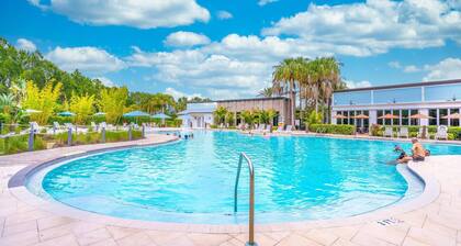 Minutes to Disney! Private Heated Pool | Themed Rooms | End-Unit Townhome in Festival Resort