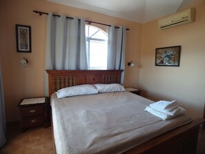 Villa (3 Bedrooms) | 3 bedrooms, iron/ironing board, free WiFi, bed sheets