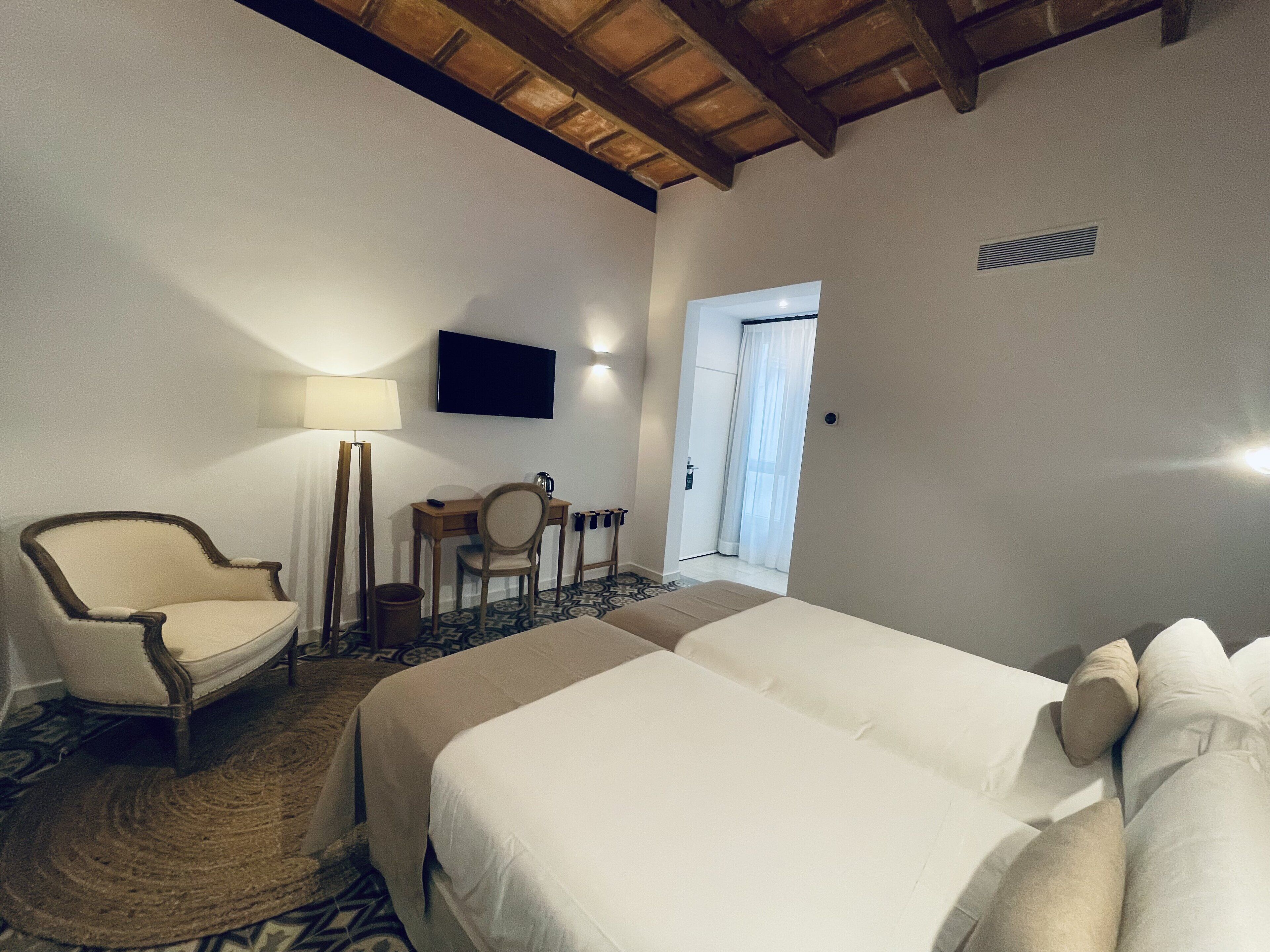 superior double room | desk, laptop workspace, soundproofing, free wifi