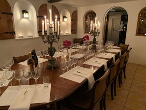 Breakfast, lunch and dinner served - Johannesbergs Slott (Rimbo)