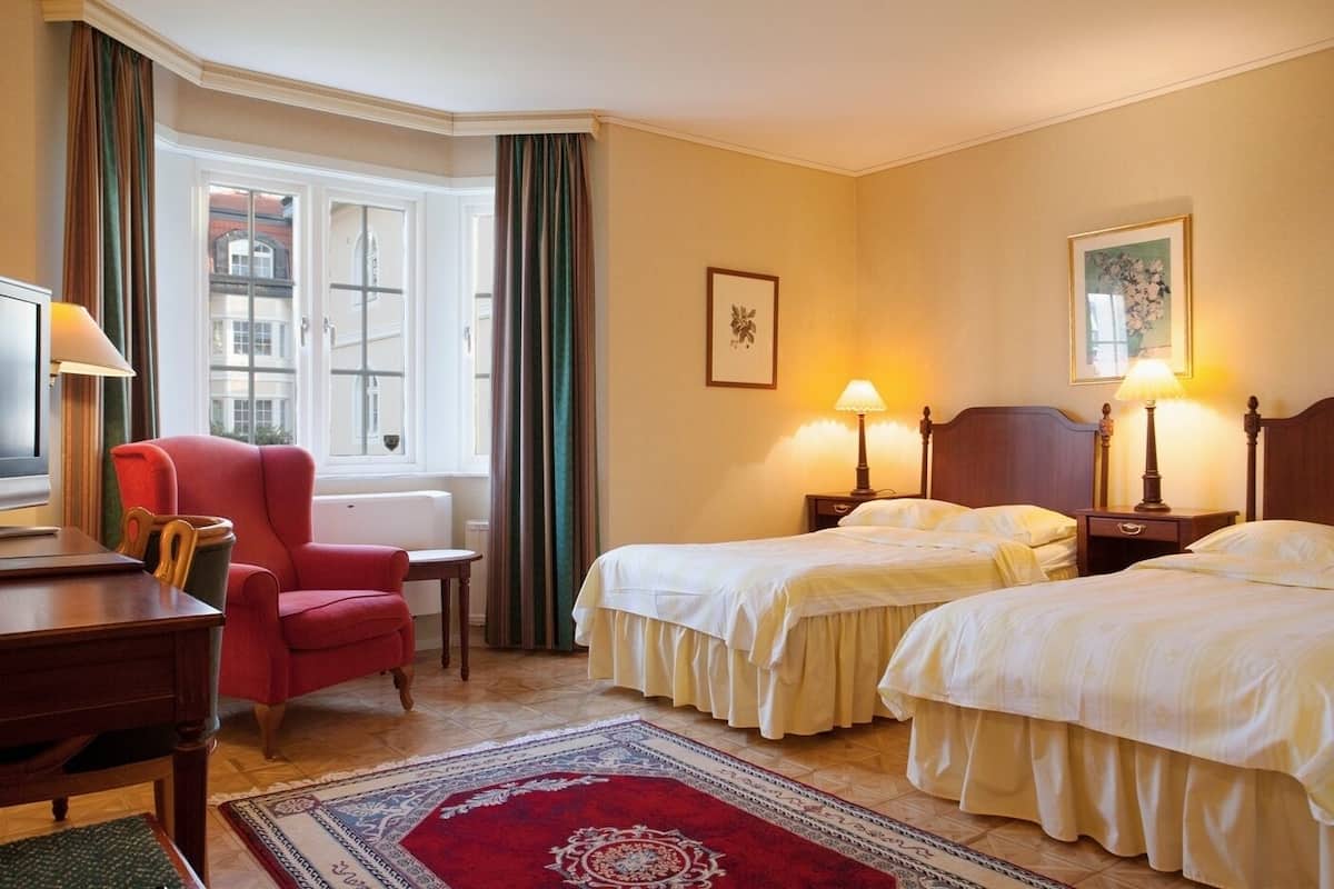 double room, private bathroom | 1 bedroom, desk, blackout curtains, iron/ironing board