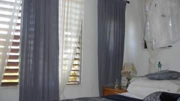 Apartment | 2 bilik tidur, seterika/papan seterika, Wi-fi percuma, cadar katil