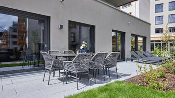 Deluxe Apartment | Terrace/patio