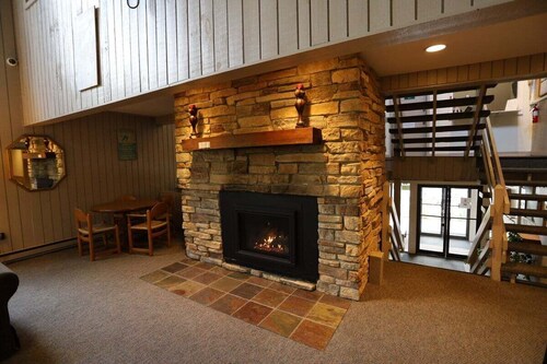 Affordable Loft Unit at Inns of Waterville Valley