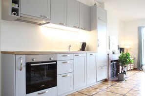 Lägenhet Comfort - 2 sovrum - icke-rökare - kök | Eget kök | Kylskåp, mikrovågsugn, ugn och diskmaskin