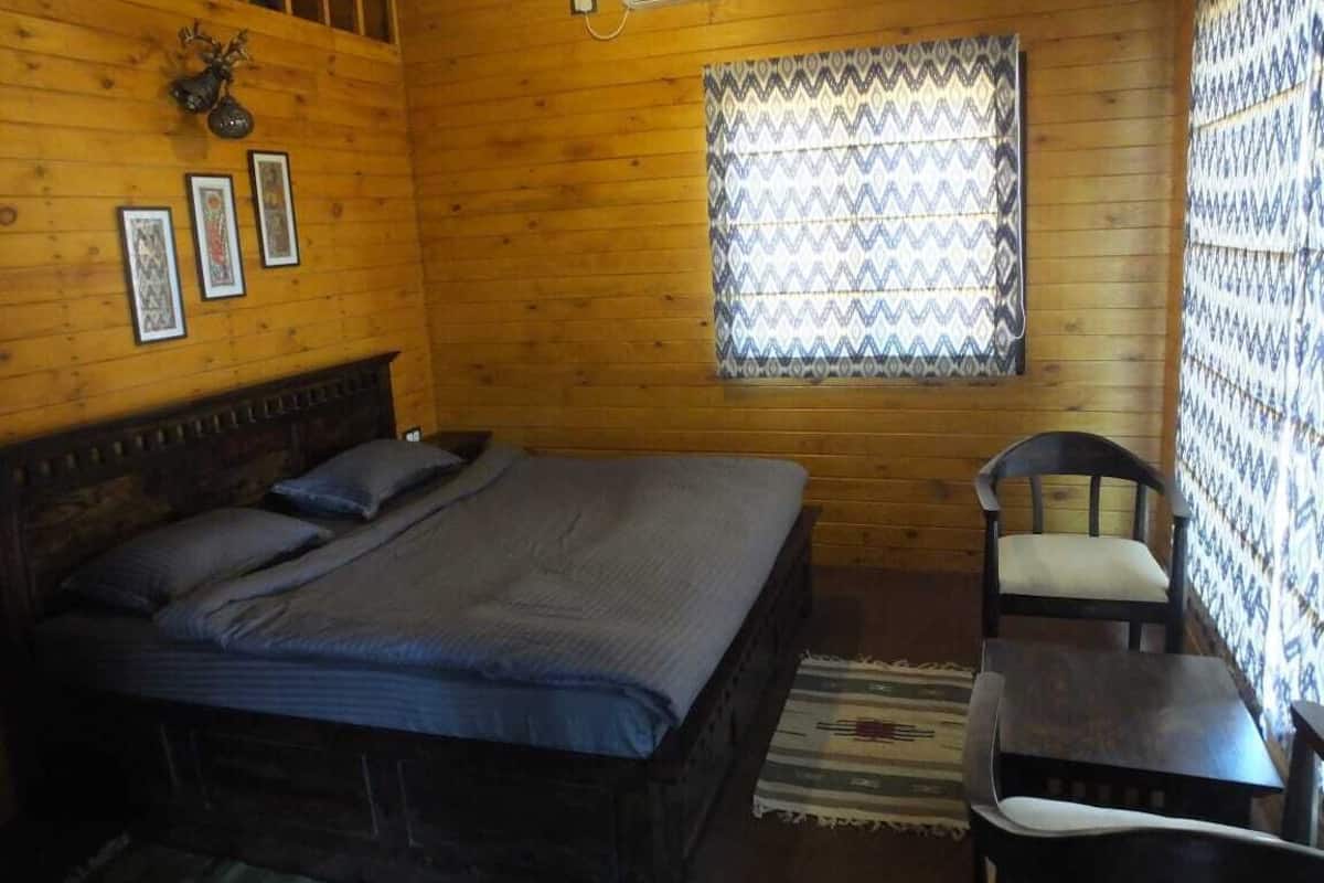 3 Room Swiss Cottage | 隔音、床單