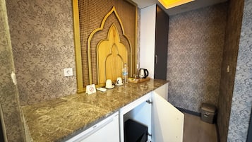 Phòng Suite Deluxe, 2 phòng ngủ, không hút thuốc, máy điều hòa | 1 phòng ngủ, bộ trải giường bằng vải cotton Ai Cập