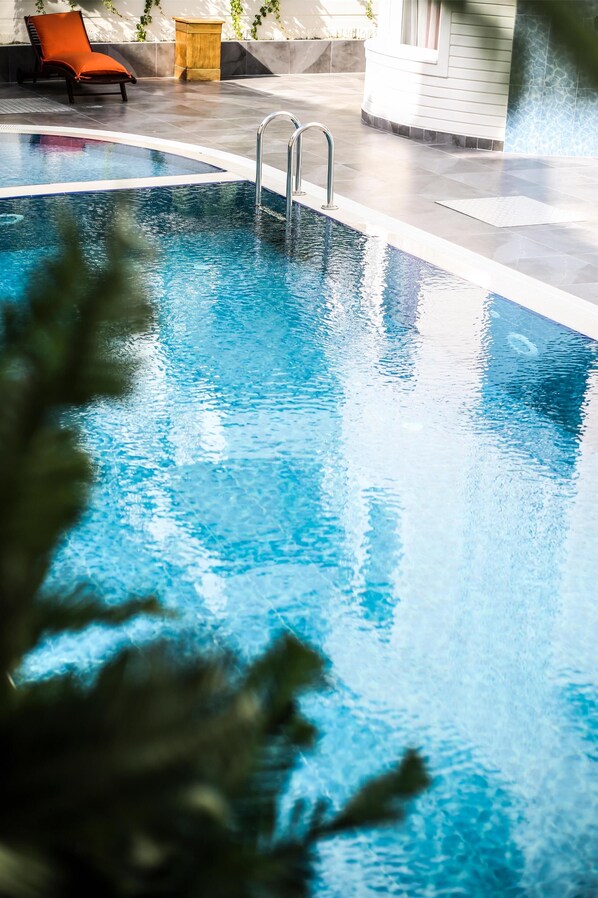 Piscina a l'aire lliure de temporada 