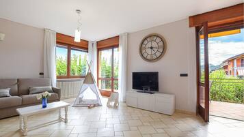 Caminetto, tavolo da ping pong