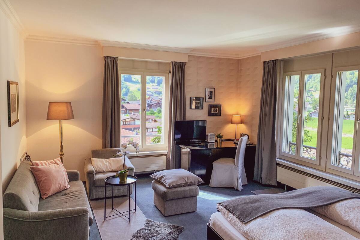 in-room safe, desk, laptop workspace, free wifi