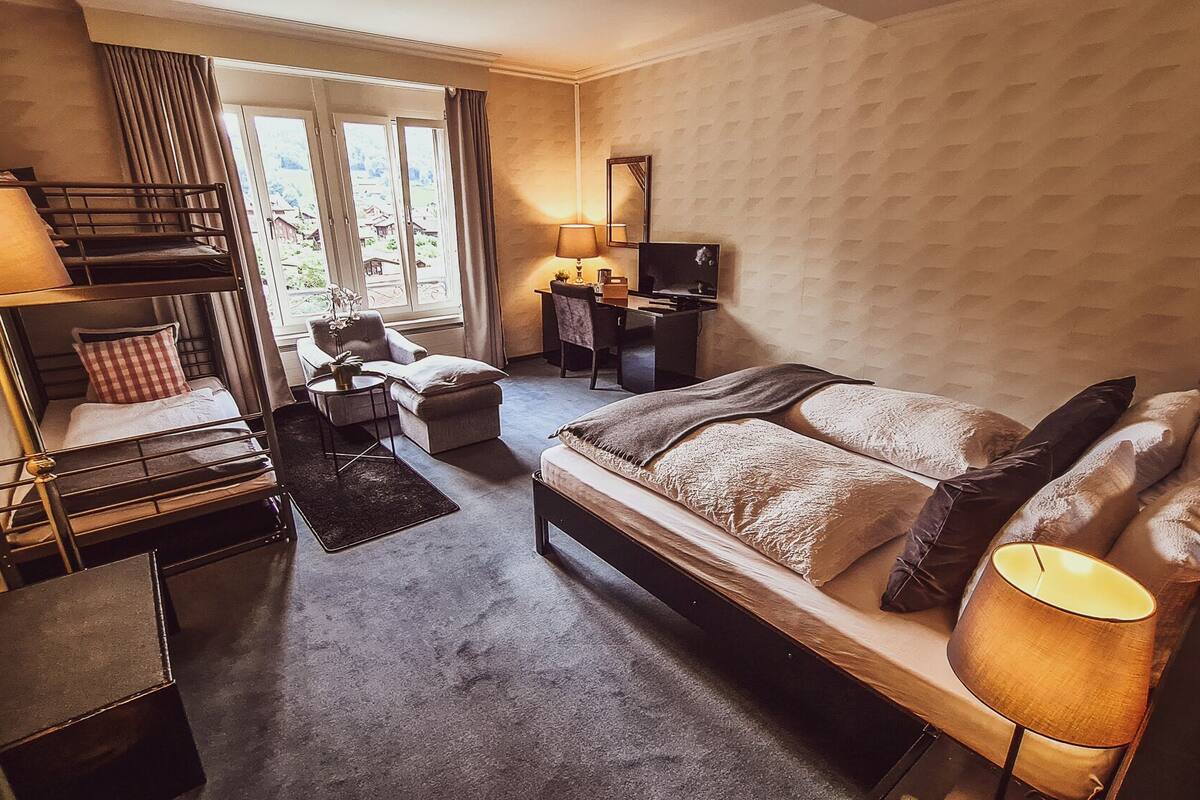 in-room safe, desk, laptop workspace, free wifi