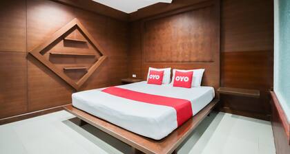 OYO 1172 Goodnight Resort