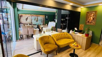 Khu sảnh