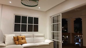 Superior Condo | Living area | Flat-screen TV, table tennis - Tanama Hotel (Punta Cana)