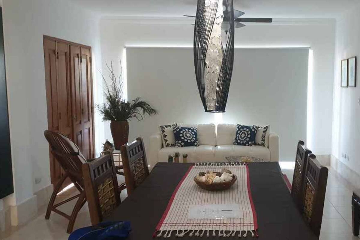 Condo supérieur | Aire de séjour | Téléviseur à écran plat, table de ping-pong