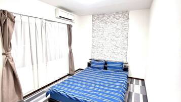 2 bedrooms, desk, free WiFi, bed sheets