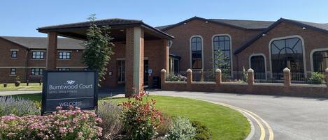 Fachada da propriedade