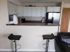 Interior - Luxurious Apartment with  Wi-Fi and Private Bathroom (Fort McMurray)