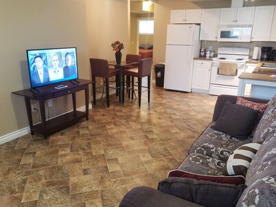 2 Bedroom Suite with BBQ ready on the Go!!!