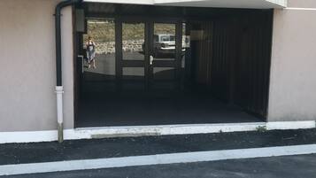 DĂ©tail de lâextĂ©rieur