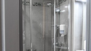 Dusj på badet
