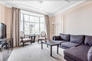Grand appartement | Woonkamer
