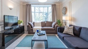 Unclassified image, 3 of 20, button - Spacious 2 Bed Apartment next to Regents Park (London)