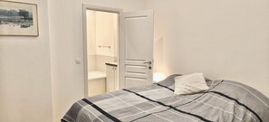 1 bedroom, iron/ironing board, travel cot, free WiFi - Comfortable 1 bedroom - Fully equipped kitchen - Brussels center (Bruxelles)