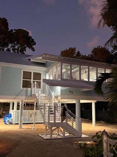 ~Free Bike Rides - 3 miles from John Pennekamp - Your Happy Place~