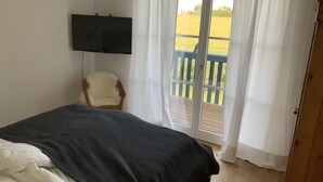 3 soverom, strykejern/-brett, wi-fi (inkludert) og sengetøy