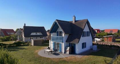 Reethaus Kleiner Seestern ***** Sauna, strandnah, viel Platz und Ruhe