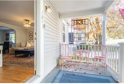 Chesapeake Comfort, Annapolis.