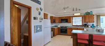 White Dune- Family Beach House in Avon – Steps to Surf, Fishing & Kiteboarding