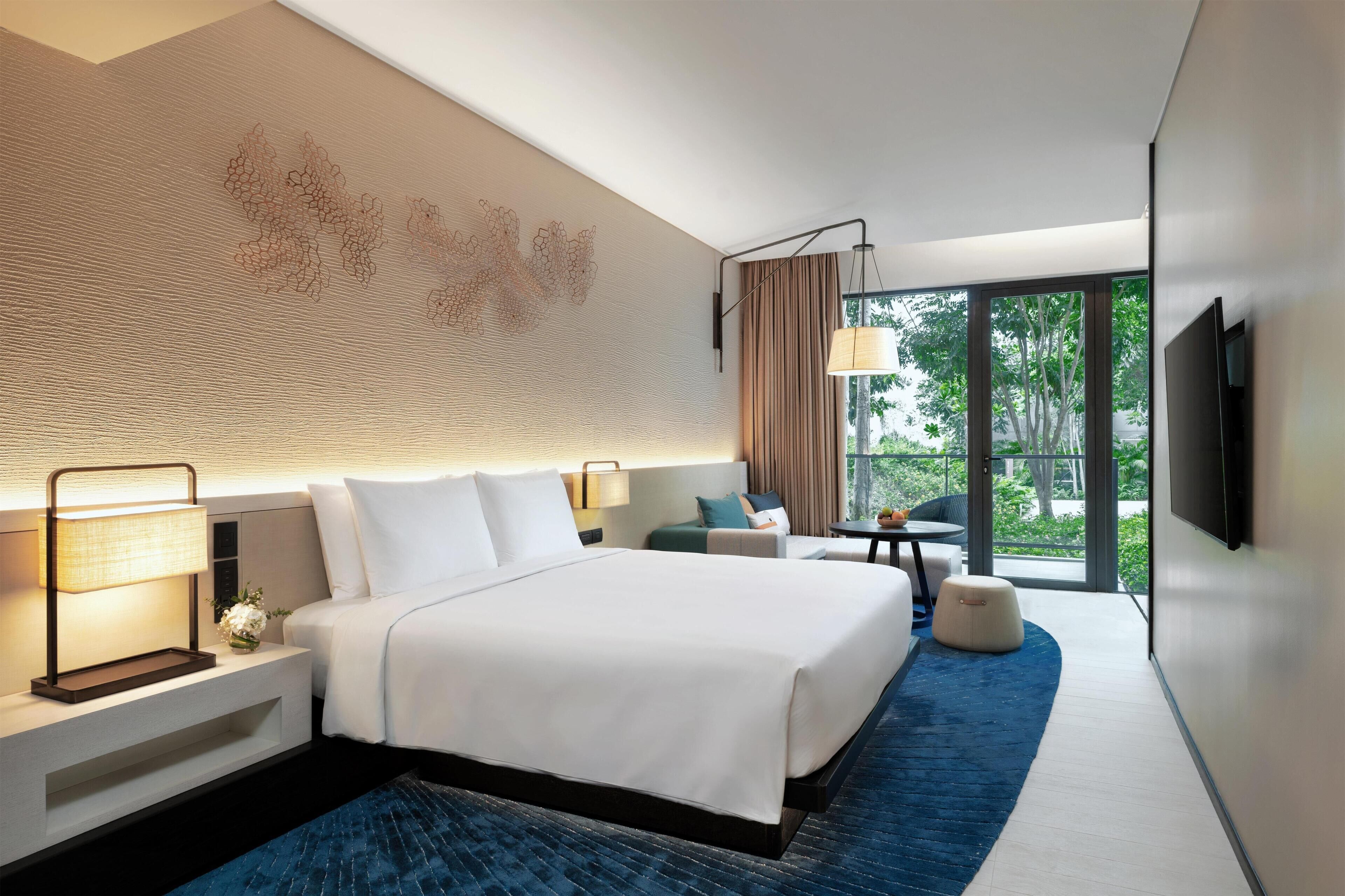 Room, 1 King Bed, Garden View | Garden view