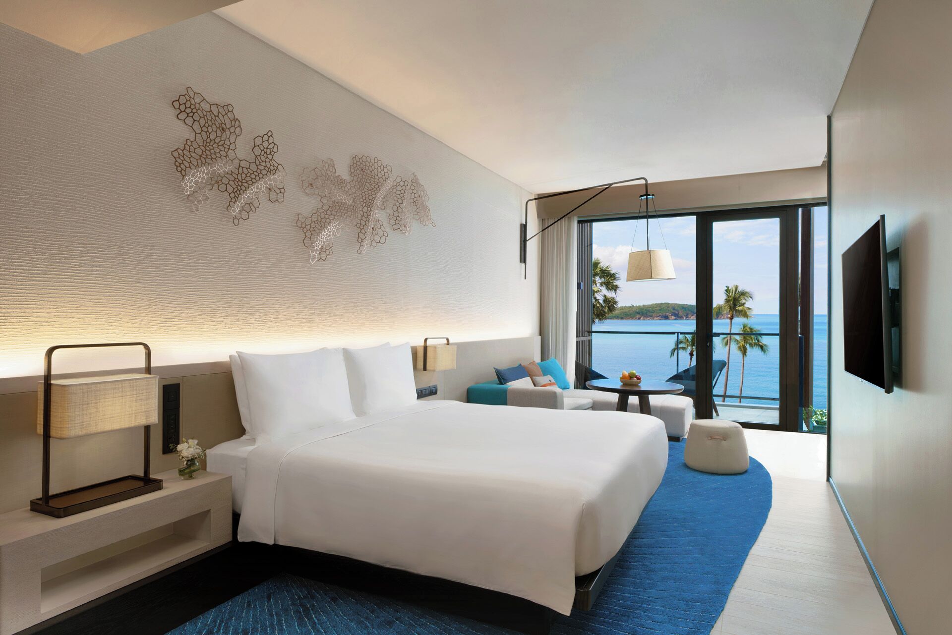 Club Room, 1 King Bed, Ocean View | Beach/ocean view