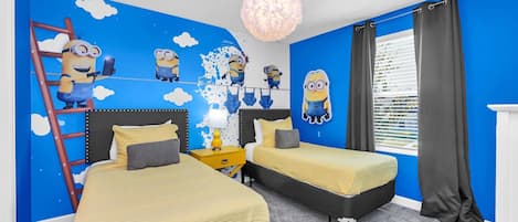 6 bedrooms, iron/ironing board, WiFi (free), bed sheets
