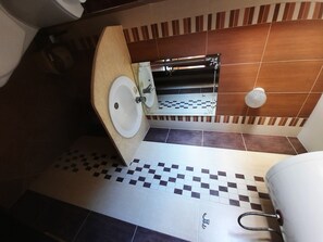 Shower, towels