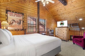 3 makuuhuonetta, silitysrauta/-lauta, ilmainen Wi-Fi, vuodevaatteet