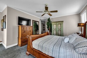 4 habitaciones, escritorio, tabla de planchar con plancha y wifi gratis 