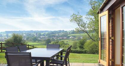 3 bedroom accommodation in Tregynon
