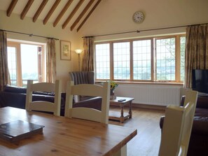 Living area - 3 bedroom accommodation in Tregynon (Tregynon)