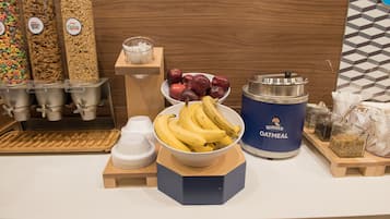 Colazione a buffet inclusa, servita tutte le mattine