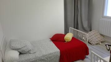 4 chambres, bureau, fer et planche Ă repasser, Wi-Fi gratuit